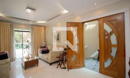 Casa para Aluguel - Jaraguá, 4 Quartos,  265 m² - São Paulo