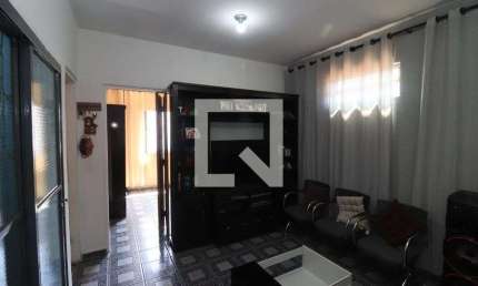 Casa para Aluguel - Vila Carrão, 2 Quartos,  500 m² - São Paulo