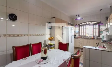 Casa para Aluguel - Copacabana, 5 Quartos,  380 m² - Belo Horizonte