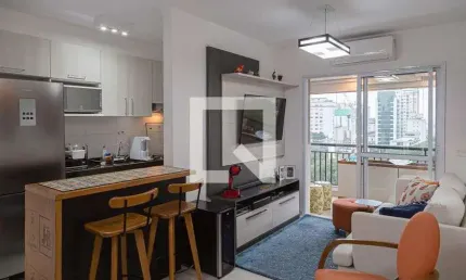Apartamento para Aluguel - Bela Vista, 2 Quartos,  67 m² - São Paulo