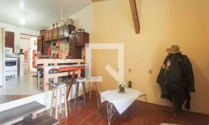 Casa para Aluguel - Alto Petrópolis, 2 Quartos,  140 m² - Porto Alegre