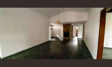 Casa para Aluguel - Três Montanhas, 6 Quartos,  300 m² - Osasco