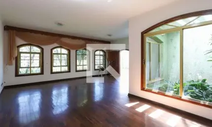 Casa para Aluguel - Vila Galvão, 3 Quartos,  197 m² - Guarulhos