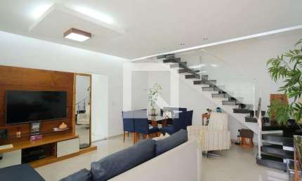 Casa para Aluguel - Vila Carrão, 3 Quartos,  250 m² - São Paulo