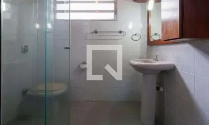 Casa para Aluguel - Vila Pompéia, 2 Quartos,  250 m² - São Paulo