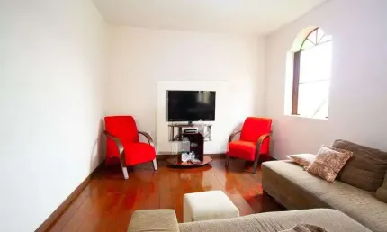 Casa para Aluguel - Cachoeirinha, 5 Quartos,  360 m² - Belo Horizonte