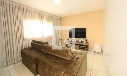 Casa para Aluguel - Residencial Monte Carlo, 3 Quartos,  154 m² - Goiânia