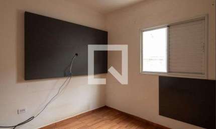 Casa para Aluguel - Jardim Éster Yolanda, 2 Quartos,  84 m² - São Paulo