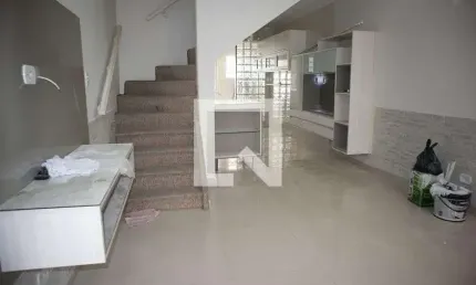 Casa para Aluguel - Vila Guilherme, 2 Quartos,  100 m² - São Paulo