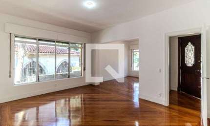Casa para Aluguel - Pacaembu, 3 Quartos,  400 m² - São Paulo
