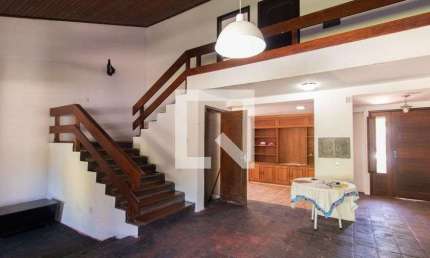 Casa para Aluguel - Vila Nova, 3 Quartos,  150 m² - Porto Alegre