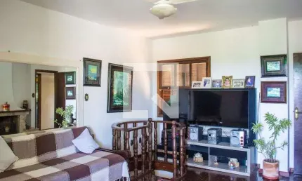 Casa para Aluguel - Tristeza, 2 Quartos,  311 m² - Porto Alegre