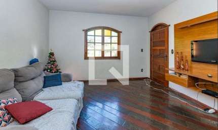 Casa para Aluguel - Alto Caiçaras, 3 Quartos,  200 m² - Belo Horizonte