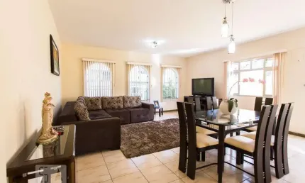 Casa para Aluguel - Vila Carrão, 3 Quartos,  350 m² - São Paulo