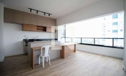 Apartamento para Aluguel - Pinheiros, 2 Quartos,  68 m² - São Paulo