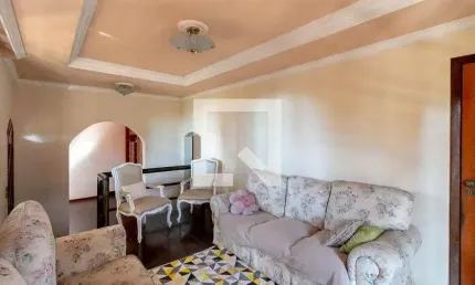 Casa para Aluguel - Betânia, 4 Quartos,  720 m² - Belo Horizonte