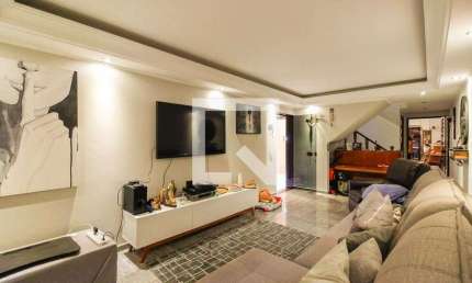 Casa para Aluguel - Vila Carrão, 3 Quartos,  239 m² - São Paulo