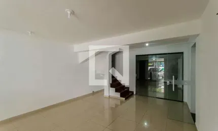 Casa para Aluguel - Vila Mariana, 2 Quartos,  230 m² - São Paulo