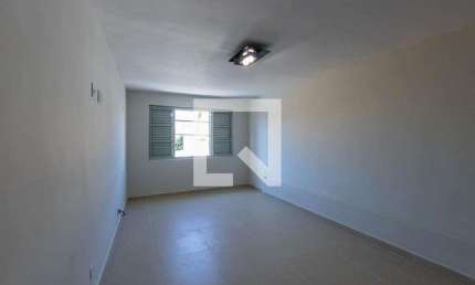 Casa para Aluguel - Vila Alpina, 3 Quartos,  250 m² - São Paulo