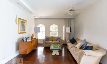 Casa para Aluguel - Jardim Londrina, 8 Quartos,  400 m² - São Paulo