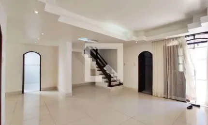 Casa para Aluguel - Rio Vermelho, 5 Quartos,  270 m² - Salvador