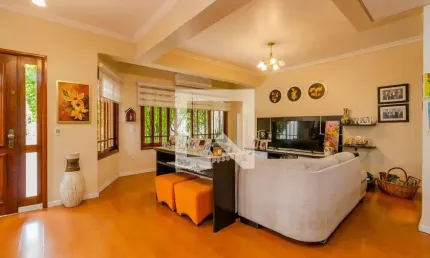 Casa para Aluguel - Partenon, 3 Quartos,  220 m² - Porto Alegre