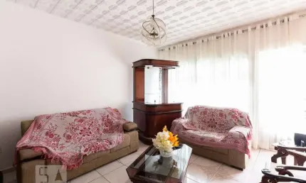 Casa para Aluguel - Vila Carrão, 5 Quartos,  370 m² - São Paulo