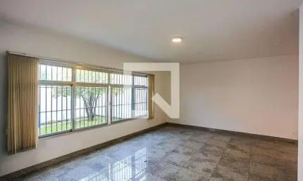 Casa para Aluguel - Vila Sônia, 4 Quartos,  279 m² - São Paulo