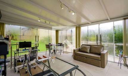 Casa / Sobrado em Condomínio para Aluguel - Espírito Santo, 1 Quarto,  76 m² - Porto Alegre