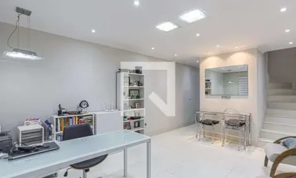 Casa para Aluguel - Bandeiras, 3 Quartos,  247 m² - Osasco