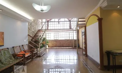Casa para Aluguel - Vila Carrão, 4 Quartos,  180 m² - São Paulo