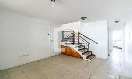 Casa para Aluguel - Vila Carrão, 3 Quartos,  220 m² - São Paulo