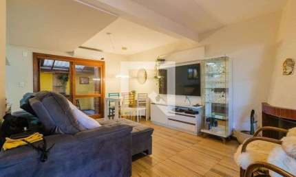 Casa para Aluguel - Espírito Santo, 3 Quartos,  154 m² - Porto Alegre