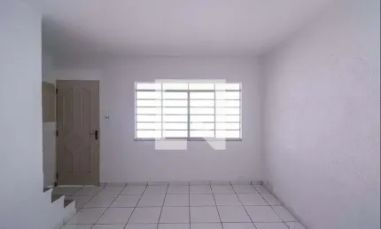 Casa para Aluguel - Vila Ema, 2 Quartos,  119 m² - São Paulo