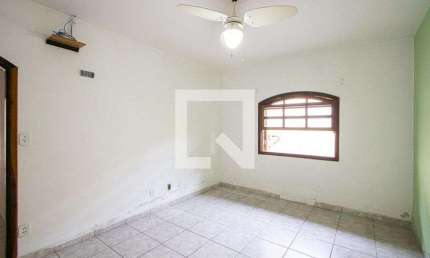 Casa para Aluguel - Jardim Bela Vista, 2 Quartos,  305 m² - Santo André