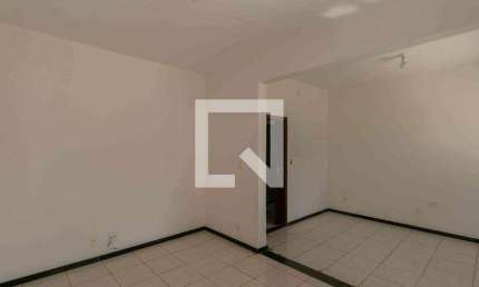 Casa para Aluguel - Braúnas, 2 Quartos,  190 m² - Belo Horizonte