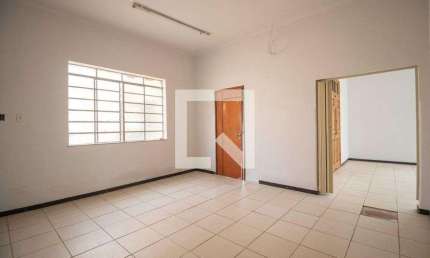 Casa para Aluguel - Coimbra, 3 Quartos,  300 m² - Goiânia