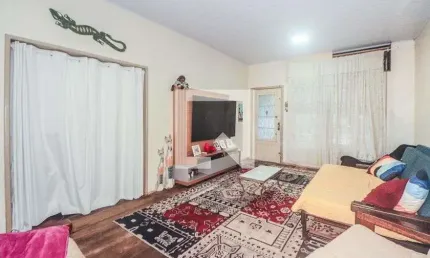 Casa para Aluguel - Navegantes, 2 Quartos,  242 m² - Porto Alegre