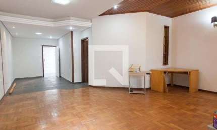 Casa para Aluguel - São Pedro, 3 Quartos,  225 m² - Belo Horizonte