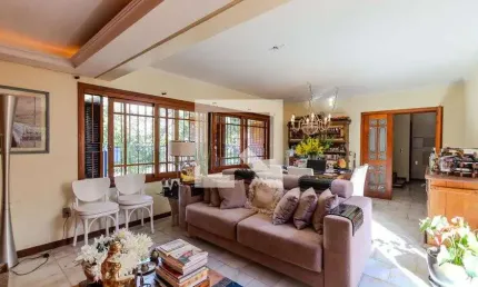 Casa para Aluguel - Cavalhada, 3 Quartos,  270 m² - Porto Alegre
