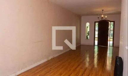 Casa para Aluguel - Butantã, 3 Quartos,  141 m² - São Paulo