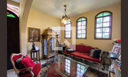 Casa para Aluguel - Santa Lúcia, 3 Quartos,  314 m² - Belo Horizonte