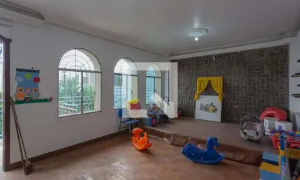 Casa para Aluguel - São Pedro, 4 Quartos,  531 m² - Belo Horizonte