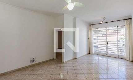 Casa para Aluguel - Butantã, 2 Quartos,  130 m² - São Paulo