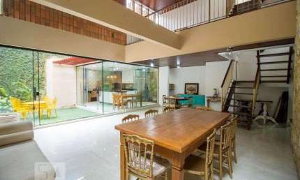 Casa para Aluguel - Vila Mariana, 3 Quartos,  300 m² - São Paulo