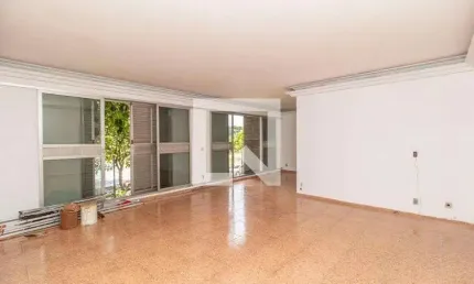 Casa para Aluguel - Olaria, 3 Quartos,  318 m² - Rio de Janeiro