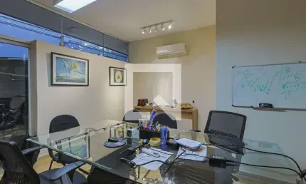 Casa para Aluguel - Santo Antônio, 8 Quartos,  440 m² - Belo Horizonte