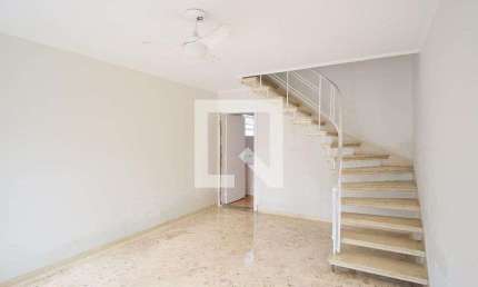 Casa para Aluguel - Pari, 2 Quartos,  157 m² - São Paulo