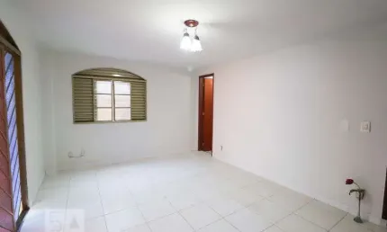 Casa para Aluguel - Setor Jaó, 4 Quartos,  600 m² - Goiânia