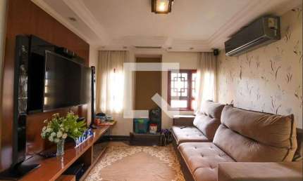 Casa para Aluguel - Sapopemba, 3 Quartos,  300 m² - São Paulo